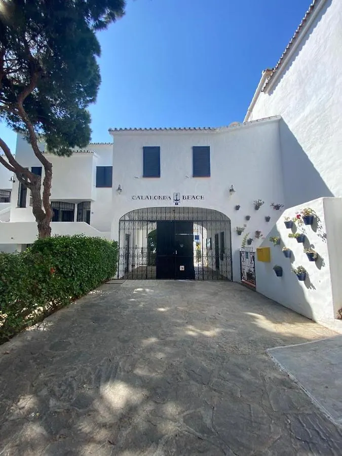 Beachfront Apartment Calahonda Beach Sitio de Calahonda