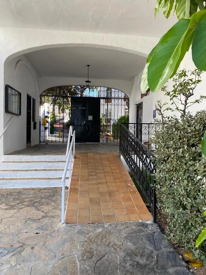 Beachfront Apartment Calahonda Beach Sitio de Calahonda 0*,