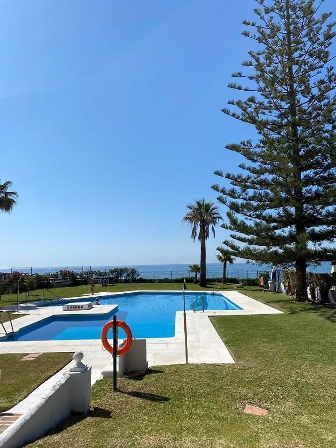 Beachfront Apartment Calahonda Beach Sitio de Calahonda