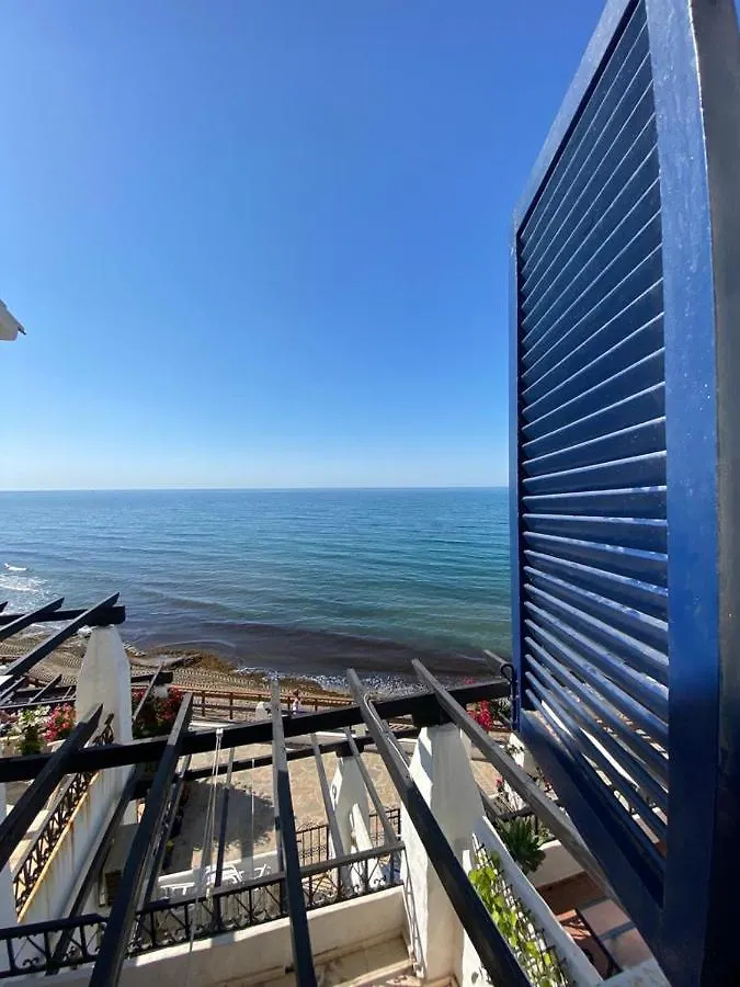 Beachfront Apartment Calahonda Beach Sitio de Calahonda