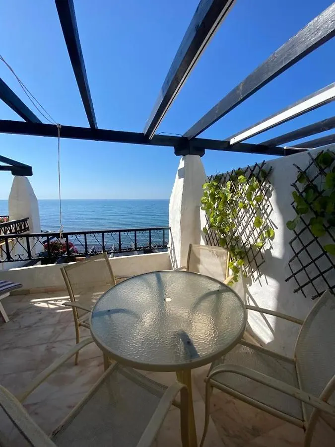 Beachfront Apartment Calahonda Beach Sitio de Calahonda